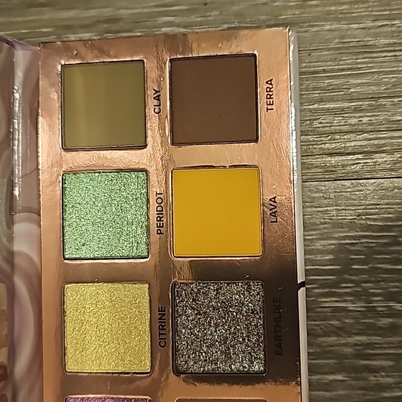 What's Up Beauty Geodes pallet - Picture 4 of 5